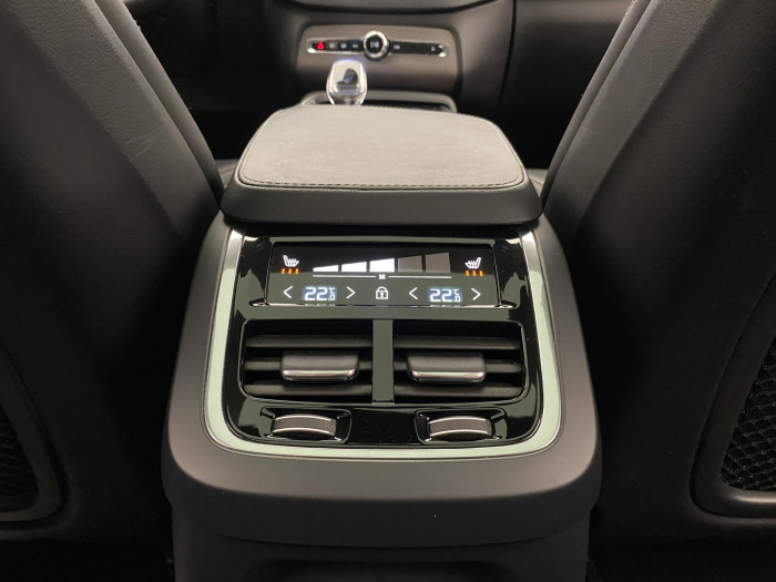 Volvo XC90 T8 RECHARGE BRIGHT ULTIMATE 7m