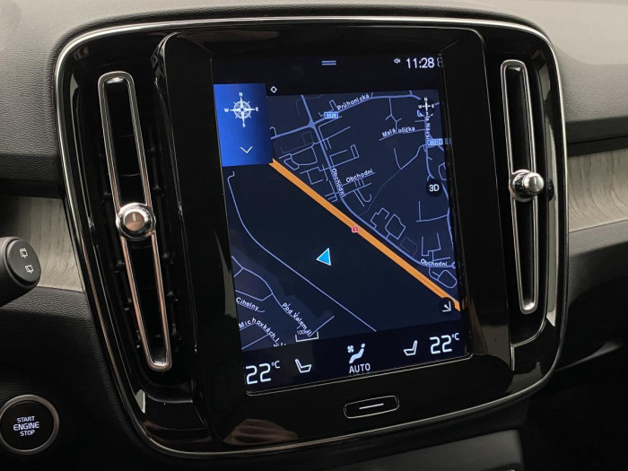 Volvo XC40 D3 INSCRIPTION AUT REZERVACE 2.0 d
