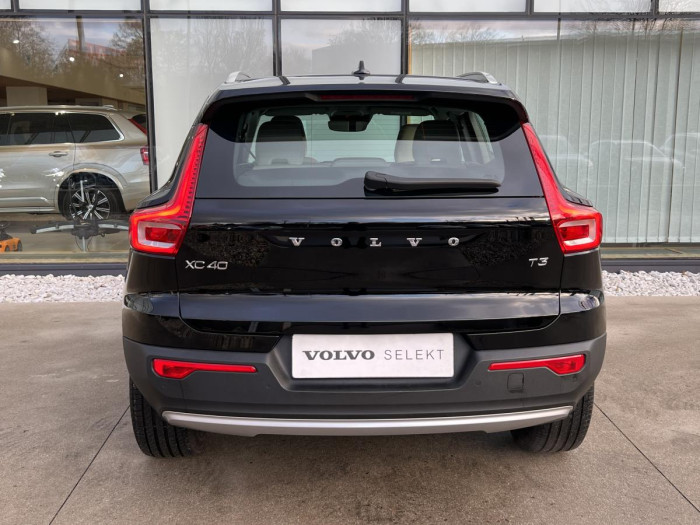 Volvo XC40 T3 MOMENTUM 1.maj. 1.5 Momentum
