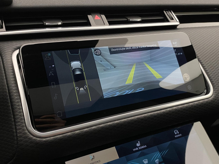 Land Rover Range Rover Velar D200 R-DYNAMIC SE REZERVACE 2.0 d Dynamic SE