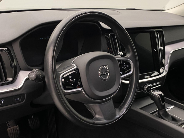 Volvo V60 D3 MOMENTUM NAVIGACE 2.0 d Momentum