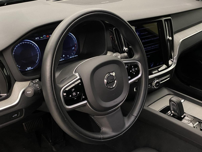 Volvo V60 CC B5 AWD MOMENTUM AUT CZ 2.0 CC CC Momentum
