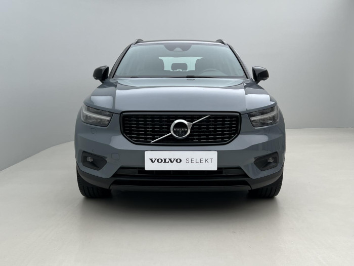 Volvo XC40 B4 R-DESIGN Aut 1.maj.