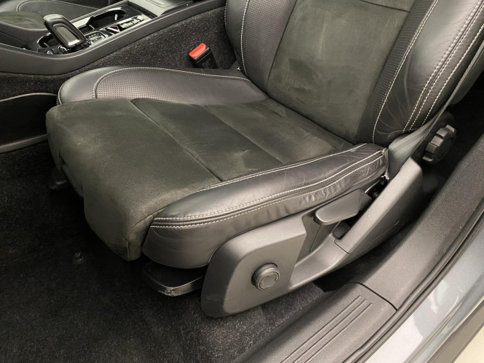 Volvo XC40 D4 AWD R-DESIGN AUT CZ 2.0 d