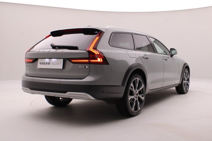 Volvo V90 CC B4 AWD ULTIMATE AUT CZ 2.0 CC CC