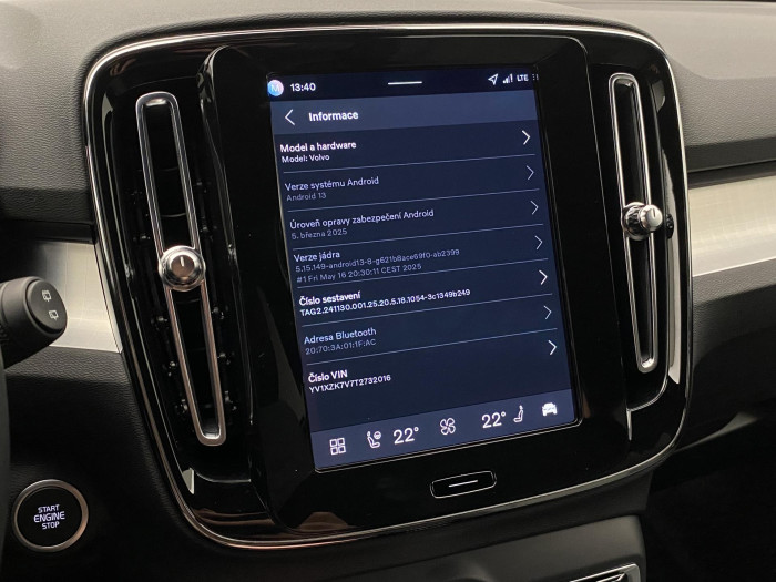 Volvo XC40 B3 AUT PLUS BLACK EDITION