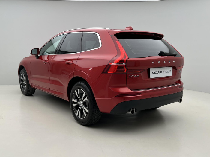 Volvo XC60 T5 AWD MOMENTUM PRO AUT 2.0 Momentum