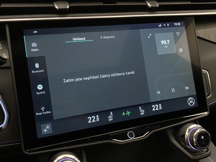 Lynk & Co 01 PHEV DCT AUT 1.maj