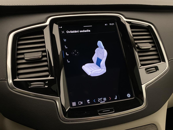 Volvo XC90 B5 AWD ULTIMATE REZERVACE