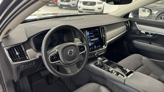 Volvo V90 T6 AWD INSCRIPTION REZERVACE