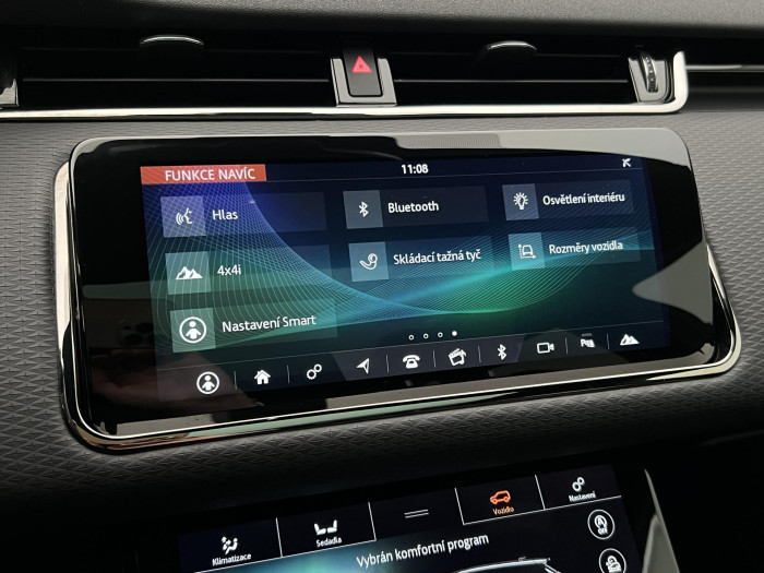 Land Rover Range Rover Evoque P200 AWD R-DYNAMIC AUT CZ 2.0 Dynamic