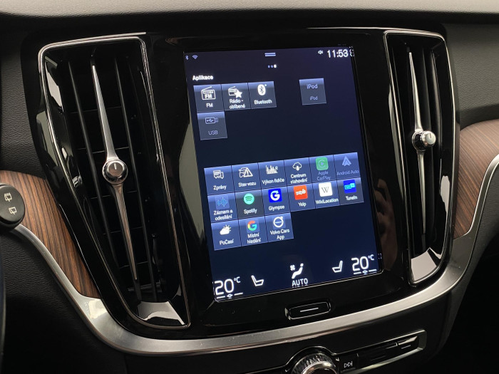 Volvo V60 D3 AWD MOMENTUM AUT CZ 2.0 d Momentum