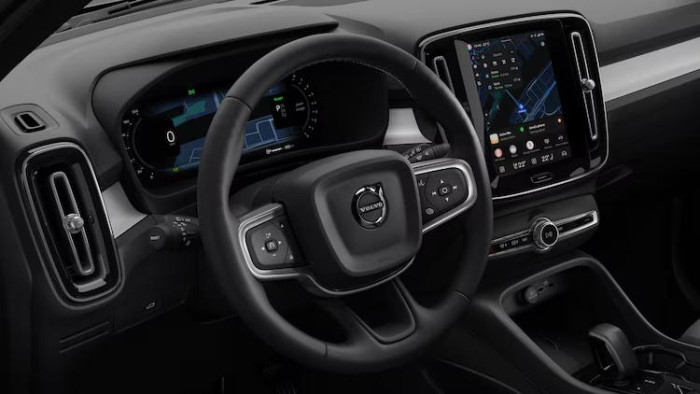 Volvo XC40 B3 BLACK EDITION PLUS AUT