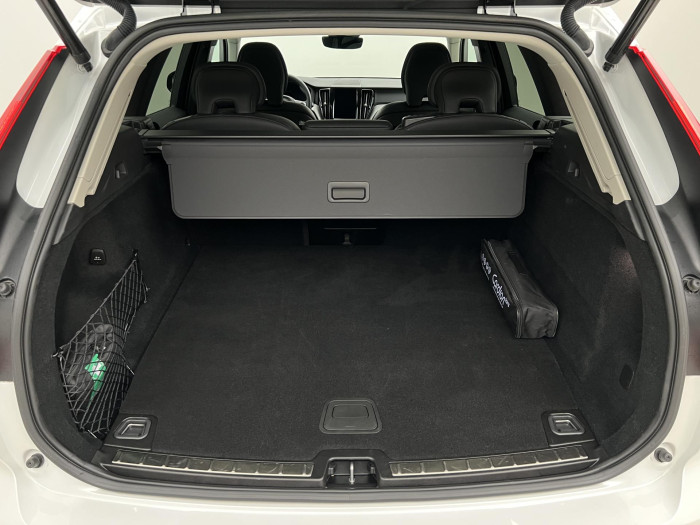 Volvo XC60 T6 AWD RECHARGE PLUS DARK AUT