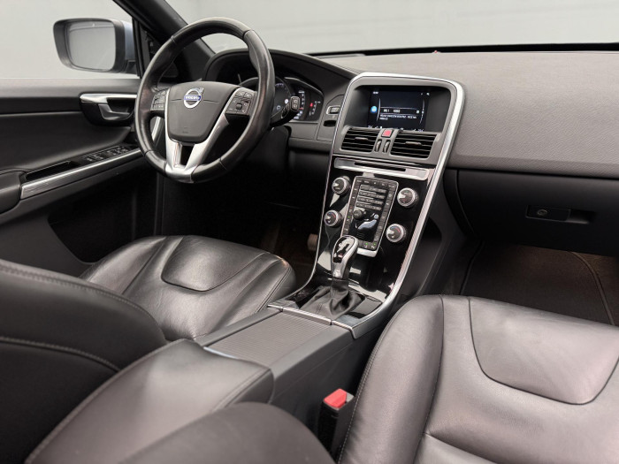Volvo XC60 D4 AWD MOMENTUM AUT 2.4 d Momentum