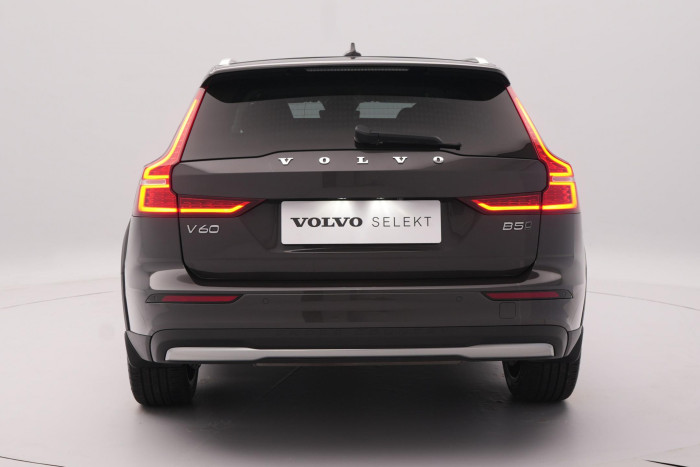 Volvo V60 CC B5 AWD PLUS