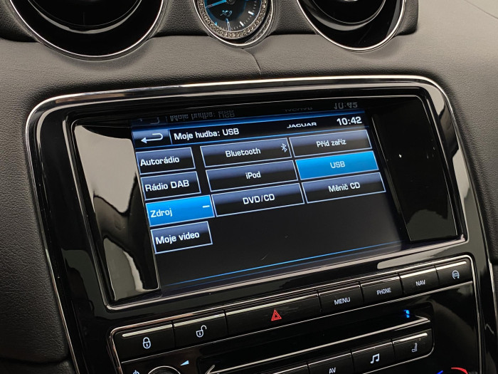 Jaguar XJ 3.0 V6D AUT 3.0 d