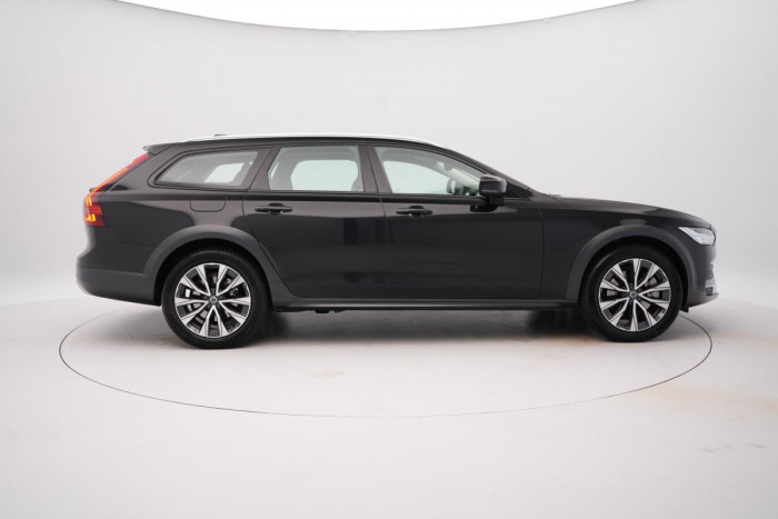 Volvo V90 CC B4 AWD PLUS AUT REZERVACE