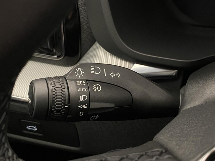 Volvo XC60 B4 AWD PLUS DARK REZERVACE 2.0 Plus
