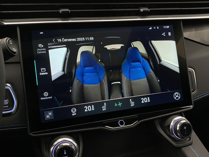 Lynk & Co 01 PHEV DCT AUT 1.maj