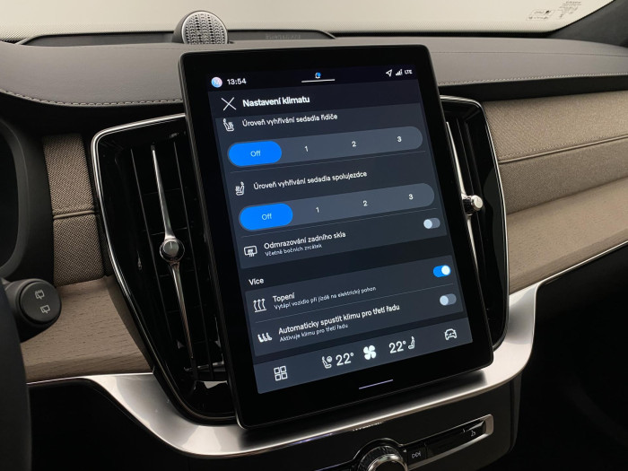 Volvo XC90 T8 AWD RECHARGE DARK ULTRA 7m