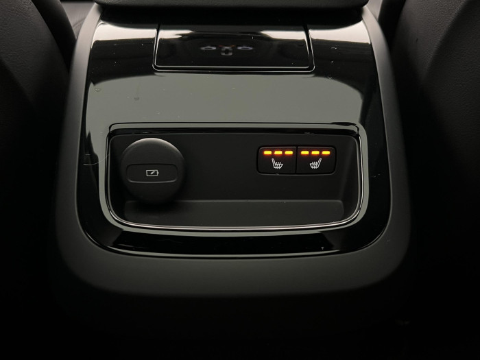 Volvo V60 T6 AWD RECHARGE ULTRA BRIGHT