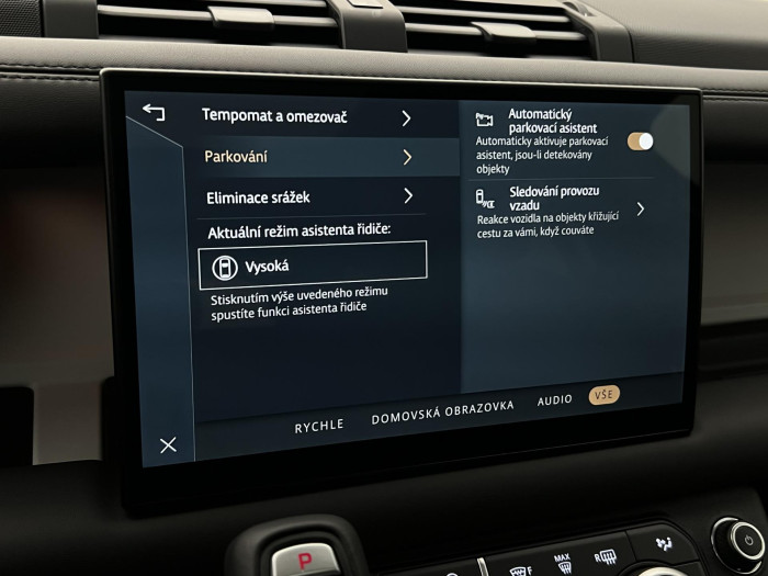 Land Rover Defender 110 D250 X-DYNAMIC SE AWD Aut 3.0 d Dynamic SE