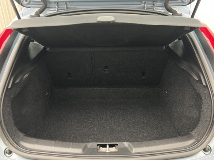 Volvo V40 D2 KINETIC 2.0 d