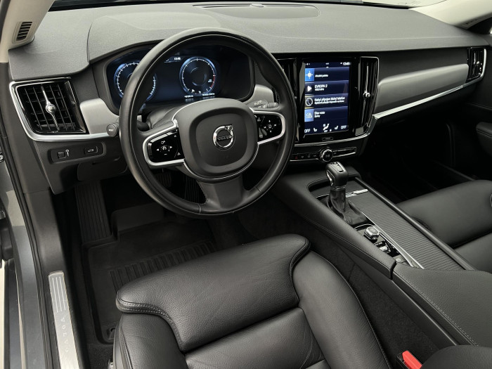 Volvo V90 D4 MOMENTUM AUT 2.0 d Momentum
