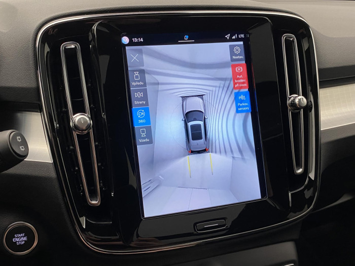 Volvo XC40 B3 AUT DARK PLUS