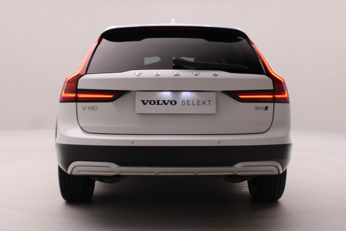 Volvo V90 CC B4 AWD ULTIMATE AUT CZ 2.0 CC CC
