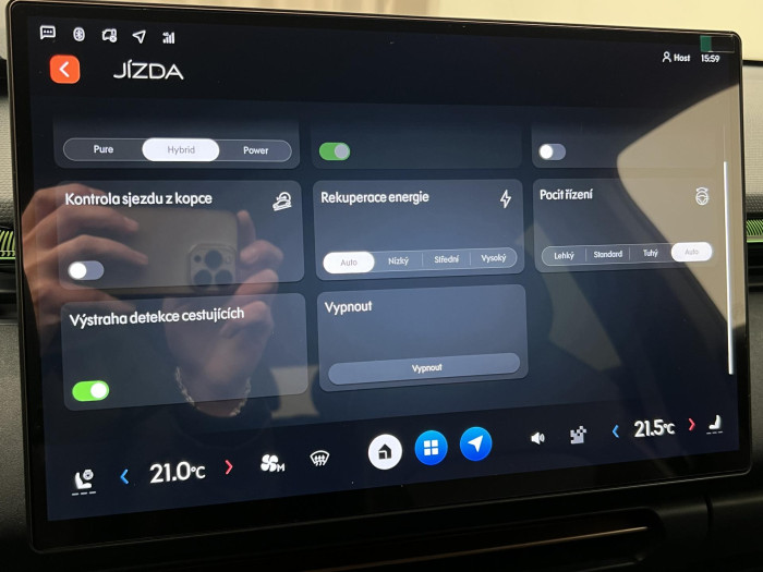 Lynk & Co 08 MORE PHEV