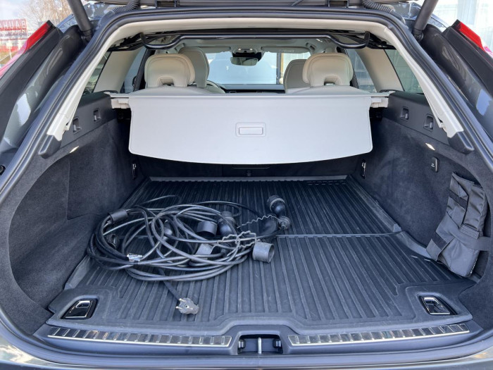 Volvo V90 T8 AWD INSCRIPTION RECHARGE