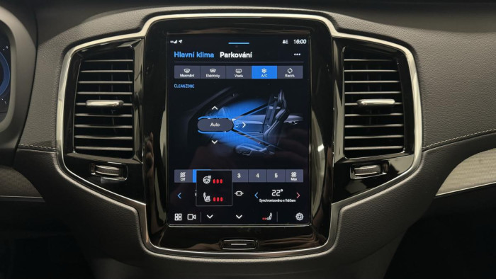 Volvo XC90 B5 AWD PLUS BRIGHT REZERVACE 2.0 Plus