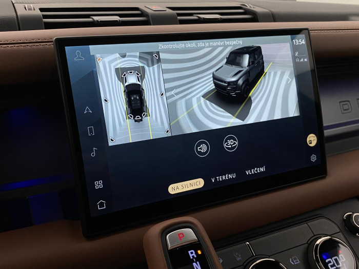 Land Rover Defender P635 OCTA AWD AUT