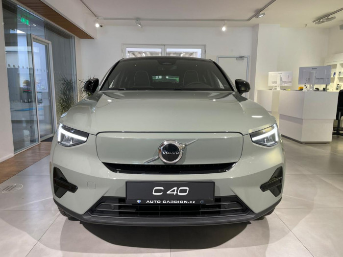 Volvo C40 PURE ELECTRIC SINGLE ENGINE AT AT