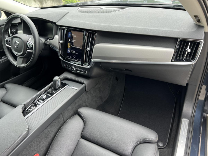Volvo V90 B4 MOMENTUM Aut 1.maj. 2.0 Momentum