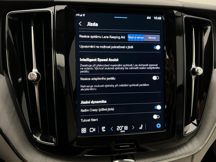 Volvo XC60 T6 AWD RECHARGE PLUS DARK AUT