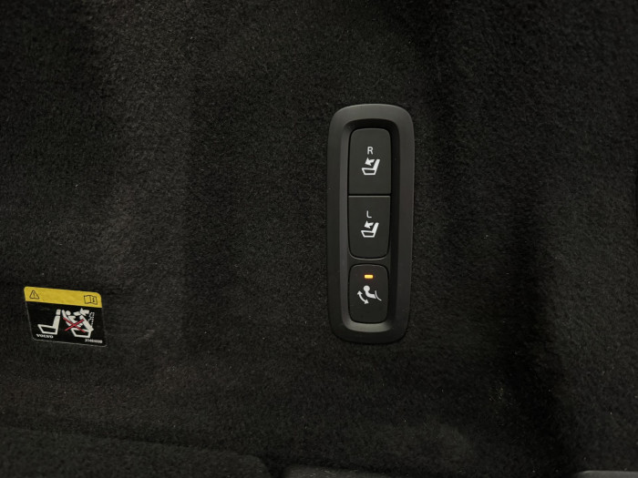 Volvo XC60 D5 AWD INSCRIPTION AUT CZ 2.0 d