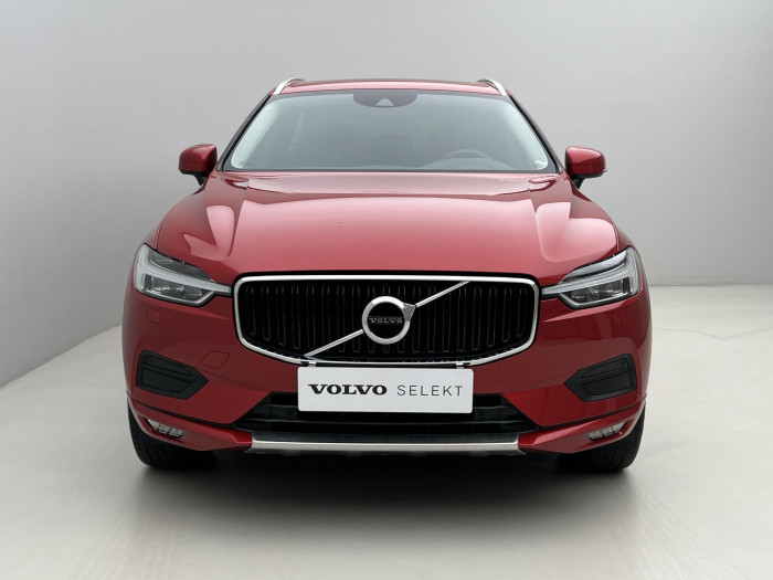 Volvo XC60 B5 AWD MOMENTUM AUT 2.0 Momentum