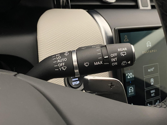 Land Rover Discovery Sport D200 R-DYNAMIC SE AWD AUT 2.0 d Dynamic SE