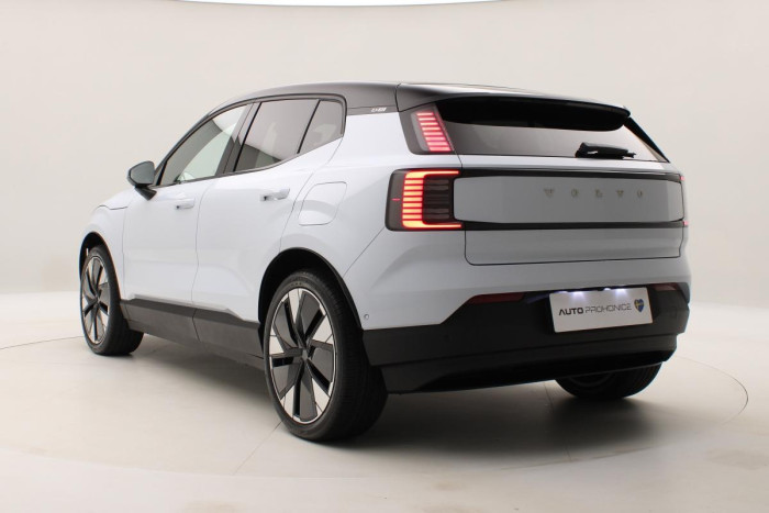 Volvo EX30 PURE ELECTRIC TWIN AWD ULTRA