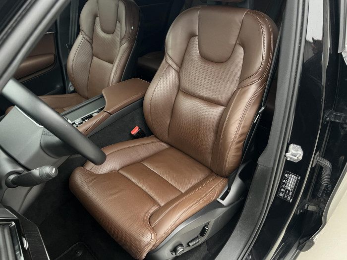 Volvo XC90 B5 AWD INSCRIPTION AUT CZ