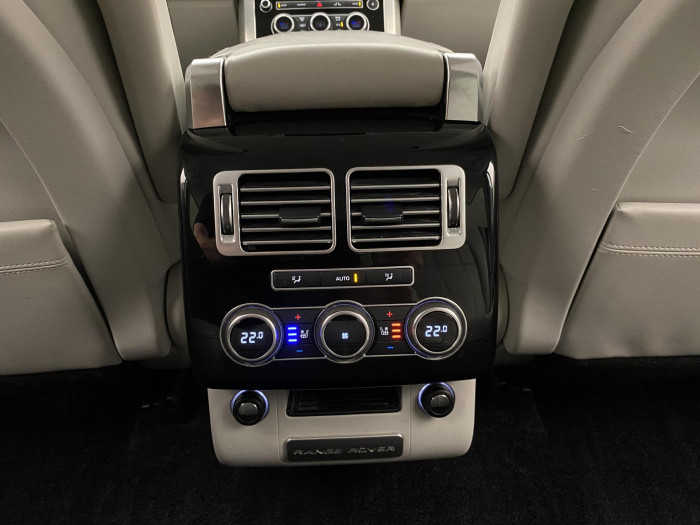 Land Rover Range Rover 5.0 S/C V8 VOGUE REZERVACE 5.0 V8