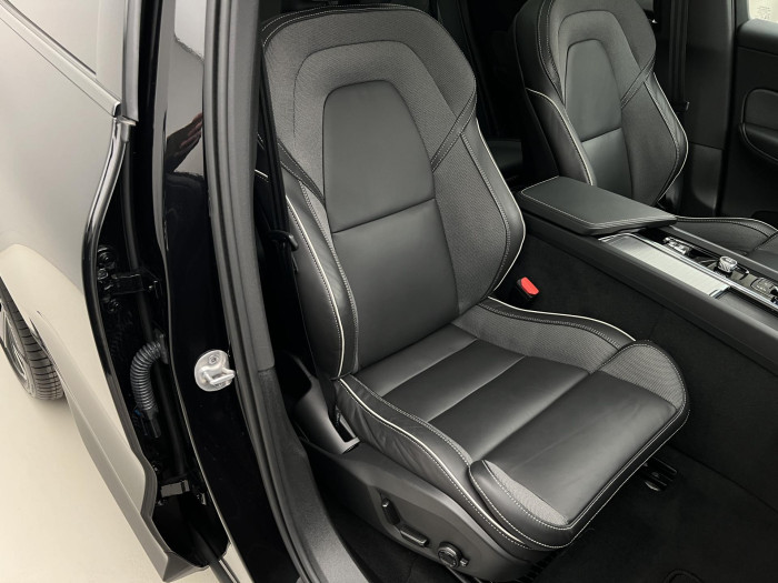 Volvo XC60 B5 AWD ULTRA BLACK EDITION AUT 2.0 Edition