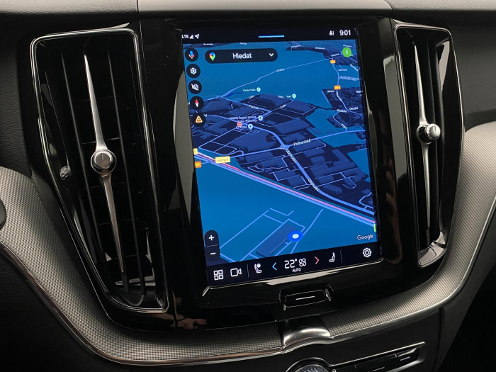 Volvo XC60 B4 AWD PLUS DARK AUT CZ