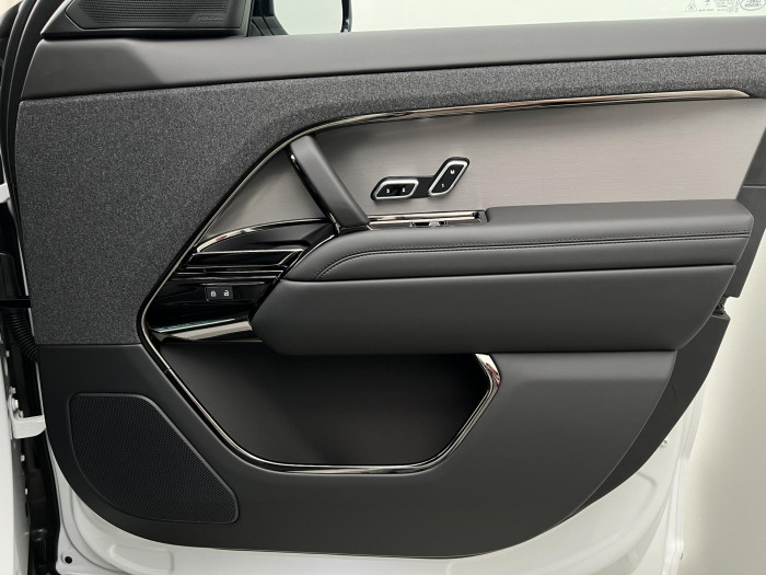 Land Rover Range Rover Sport D300 DYNAMIC SE AWD Aut 3.0 d Dynamic SE