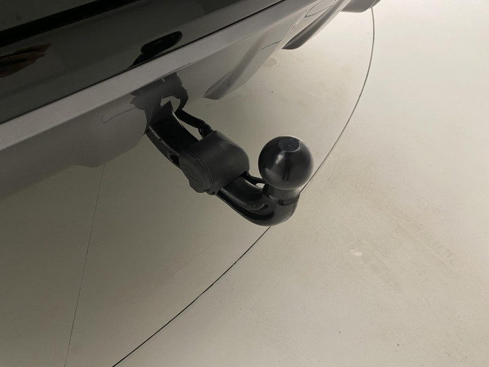 Land Rover Discovery Sport D200 DYNAMIC HSE AWD REZERVACE 2.0 d Dynamic