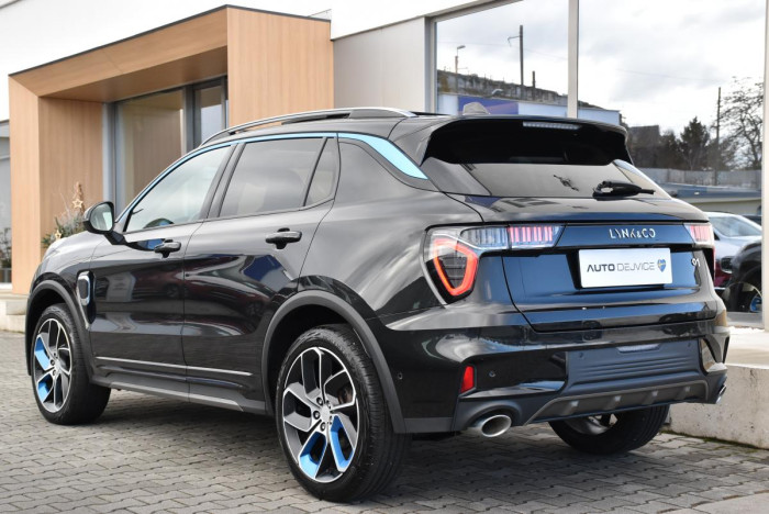 Lynk & Co 01 PHEV DCT AUT 1.maj.