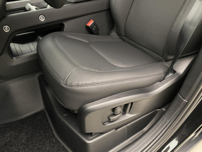 Land Rover Defender 110 X-DYNAMIC SE D250 3.0 d Dynamic SE